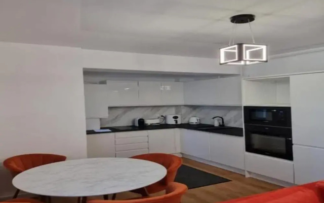 Signature Promenada Hotel-Apartments 2
