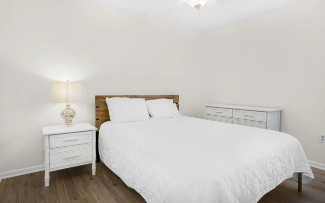Beachwood Villas 1C- Woody's Beachwood