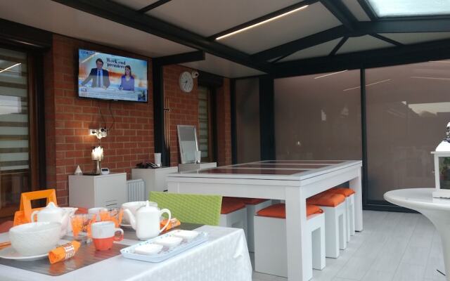 B&B MycolorHouse