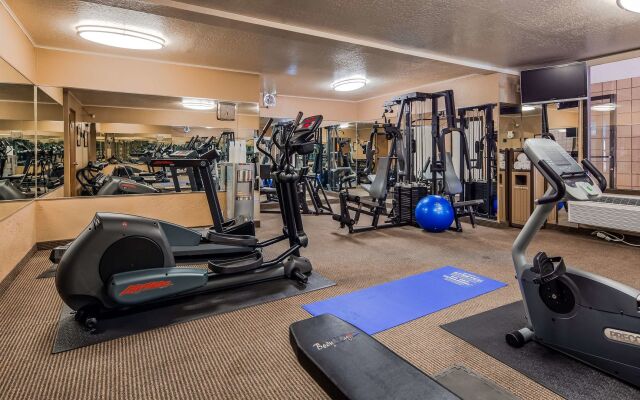 Best Western Plus Weston Inn