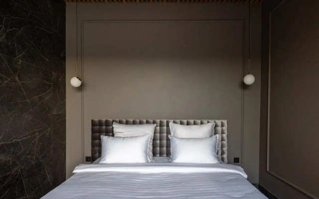 Уникальная Вилла на берегу озера