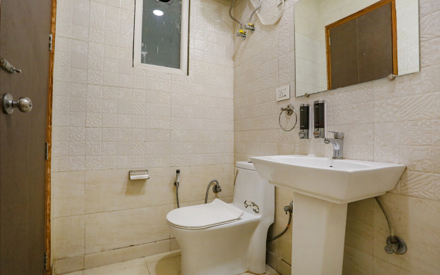 Fabhotel F9 Peeragarhi