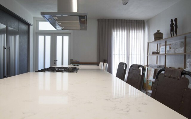 Sasson & Co Luxury apartment Neve Tsedek