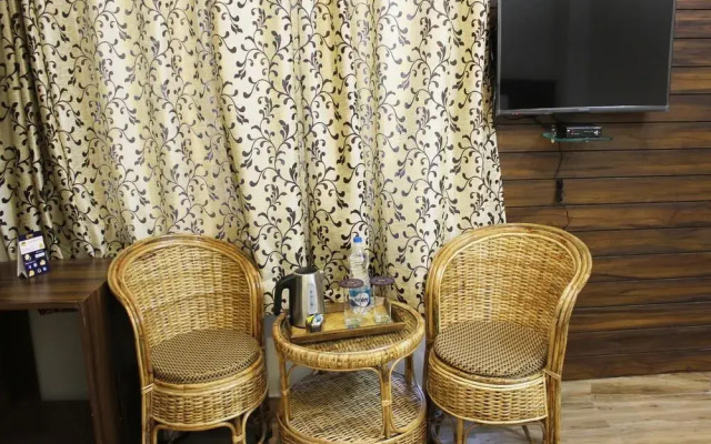 Oyo 2749 Hotel Vedas