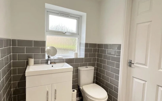 Remarkable 2 bed House in Rochester