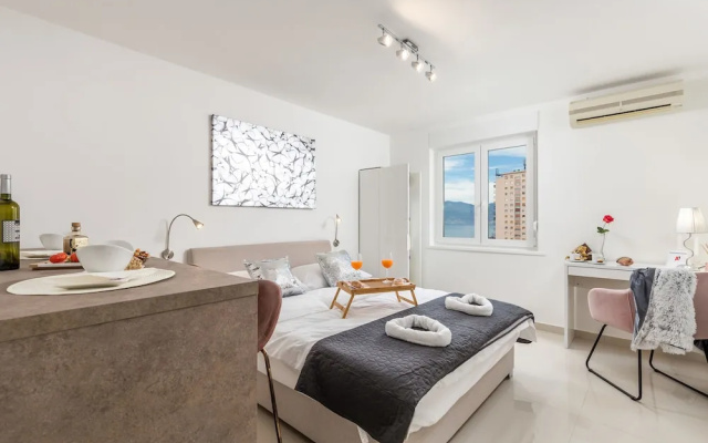 Apartment Consensus