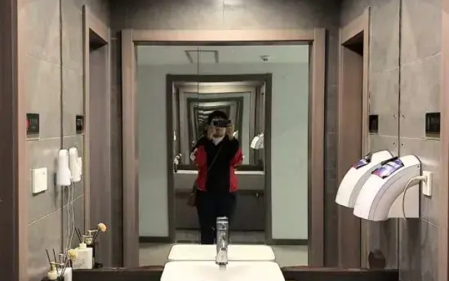 Ningbo City Hotel