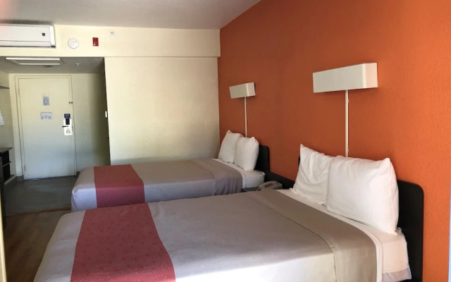 Days Inn by Wyndham Brawley