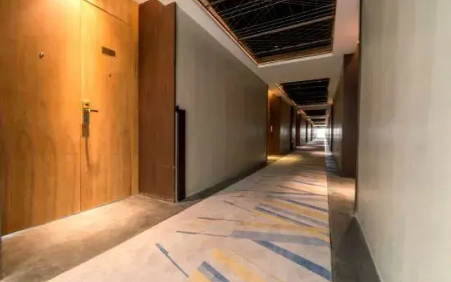 Park Yu Hotel (Ningbo University Qingshuipu Metro Station)