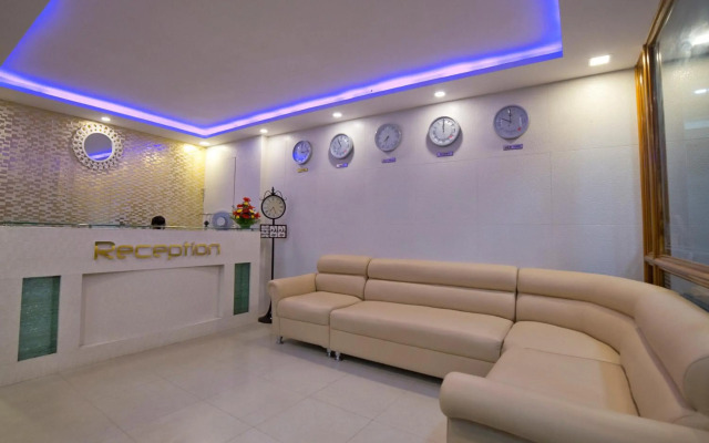OYO 9332 Aishwarya Le Royale