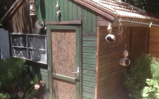 Saklı Bahçe Pansiyon Camping