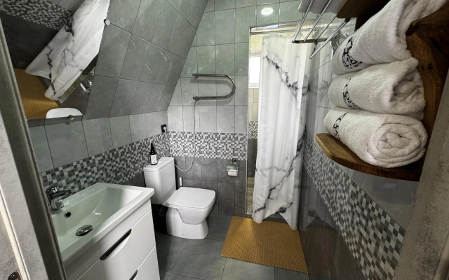 A-house (А-хаус)