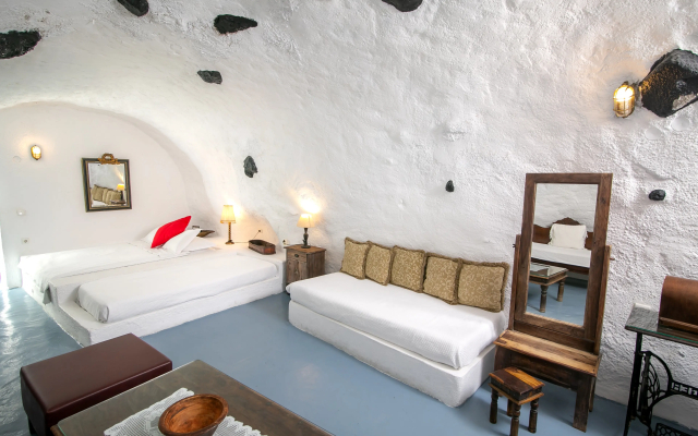 Alexanders Boutique Hotel