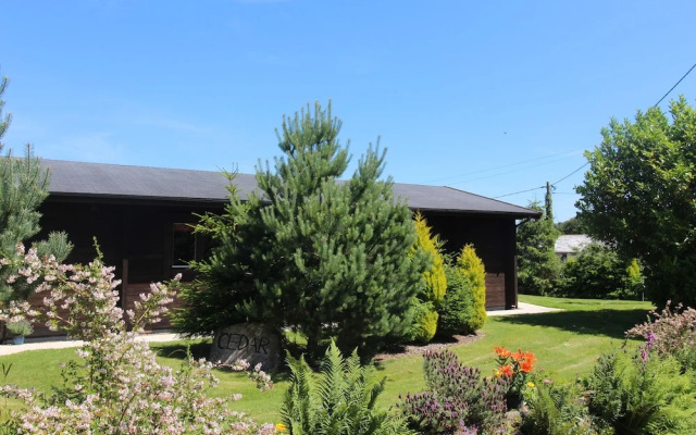 Cedar Lodge