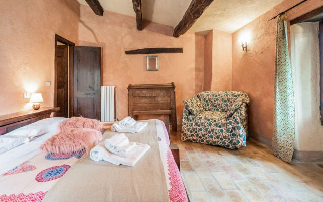 Captivating Apartment in Assisi With Swimming Pool