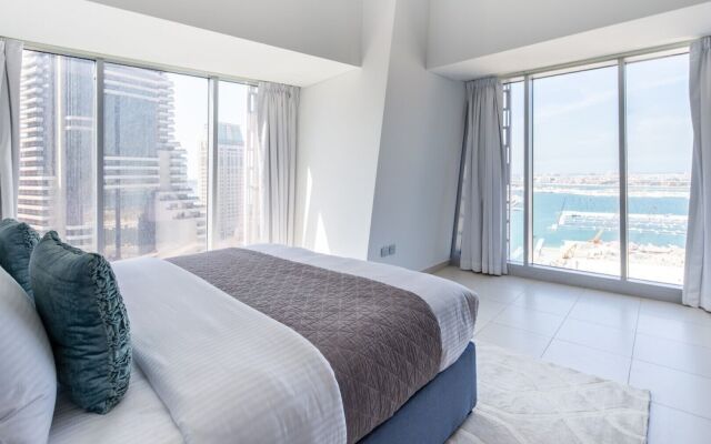 Supreme 2BR Apartment - Cosmopolitan Living in Dubai Marina!