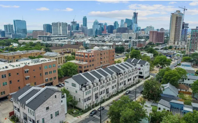 Heart of Austin Suites