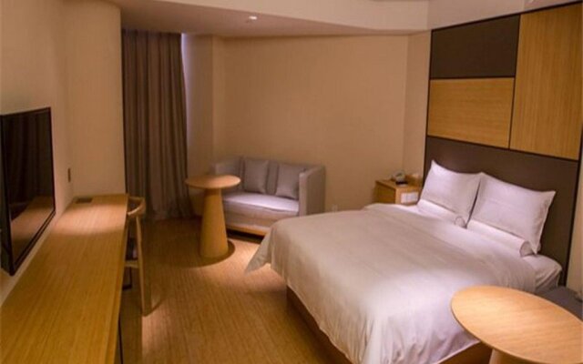 JI Hotel Shanghai Hongqiao Transport Hub Linkong Zone – Guest Rooms – Shanghai