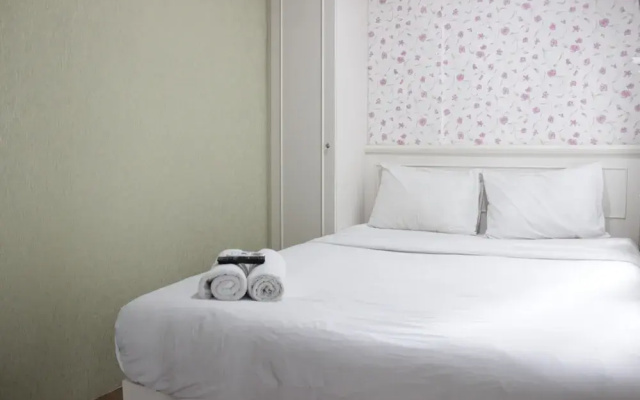 Cozy Studio Apartment At Grand Asia Afrika