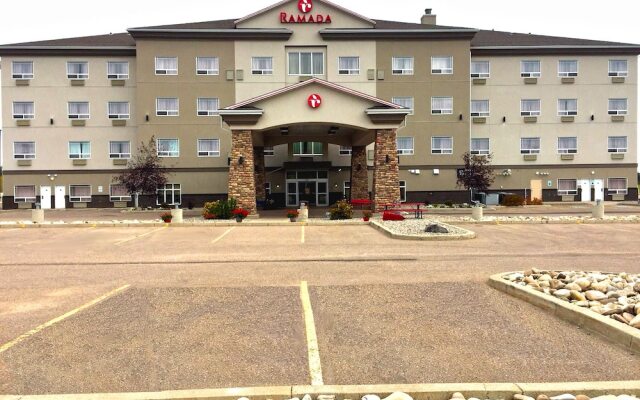 Ramada Lac La Biche