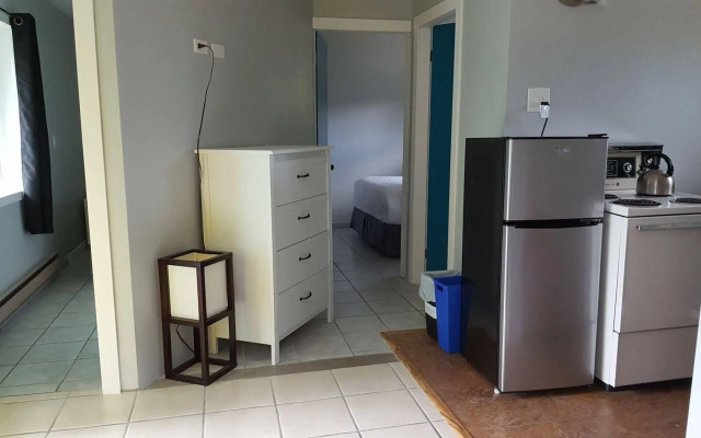 Naramata Courtyard Suites