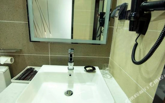 Shankee Tea Style Hotel (Zhengzhou Economic and Technological Development Zone Fifth Avenue)