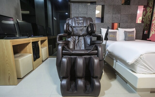 Daegu Seongseo Wave Hotel