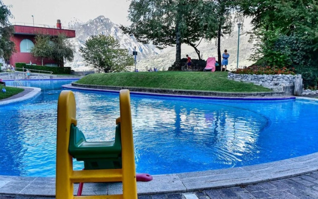 Easy Welcome Kosmopolitan