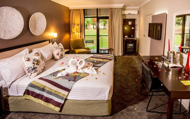 Sabi River Sun Resort