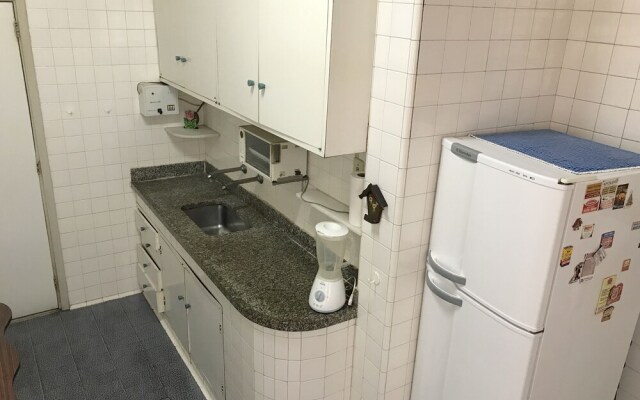 CaviRio - 3 Quartos Vista Praia (SF701)