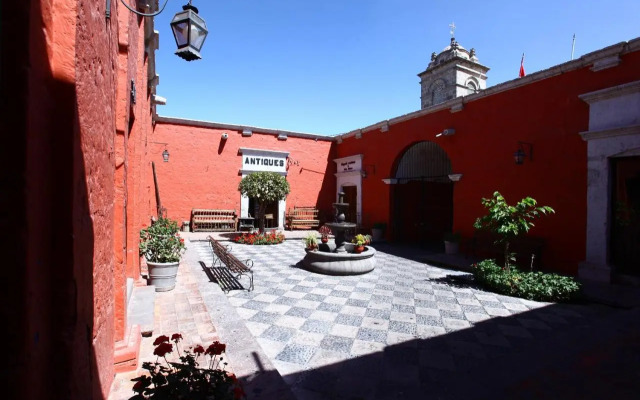 Hotel San Agustin Posada del Monasterio