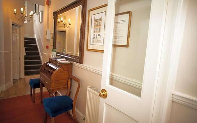 The Henry Guest House