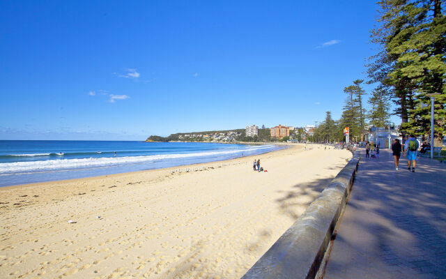 Manly Paradise Motel & Apartments