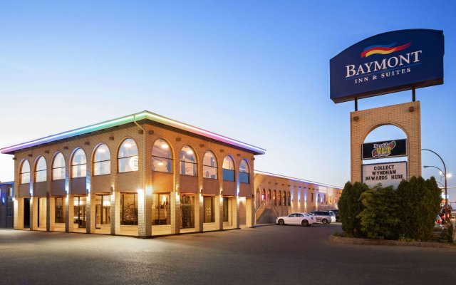 Baymont Inn and Suites Medicine Hat