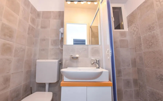 Primo - One Bedroom Apartment - Next to Cismigiu Park and Victoria Avenue