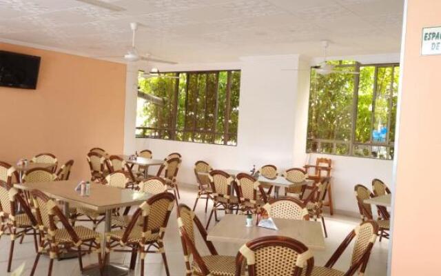 Zahira Hotel