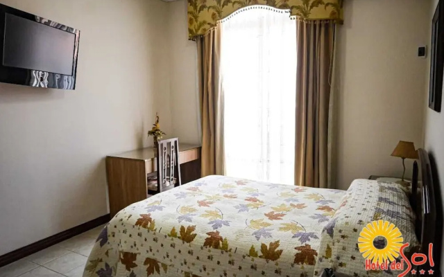 Hotel De Sol