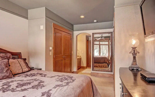 3044 Lone Eagle 2 Bedroom Condo by RedAwning