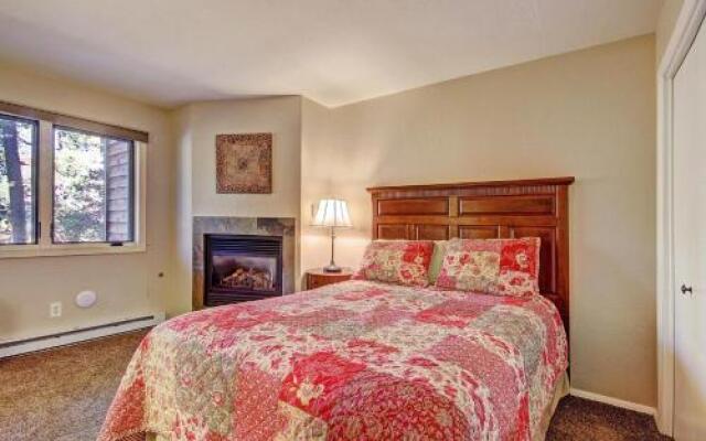 Lance'S West 7 Condominium