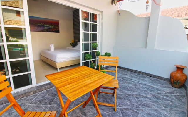 Grande Adam Pool Villa