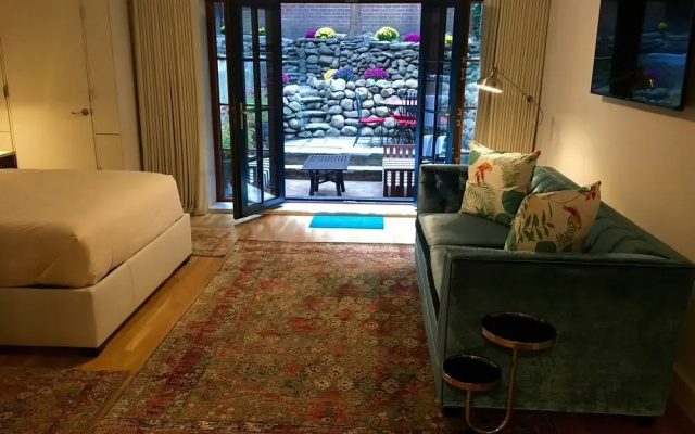 Gramercy Townhouse
