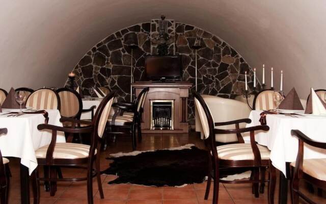 Hotel pod hradom