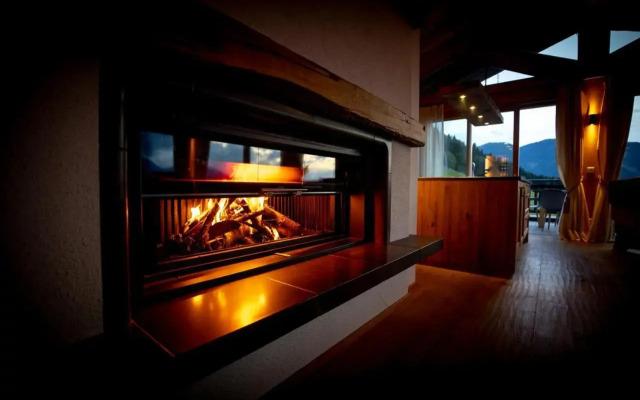 Ski In/Ski Out Chalet Bergmüller by Schladmingurlaub