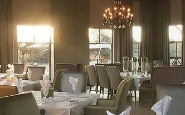 Thandeka Game Lodge & Spa