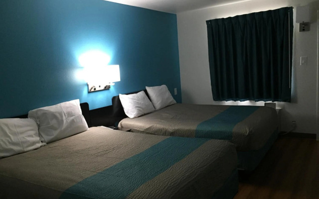 Motel 6 Prairie Du Chien, WI