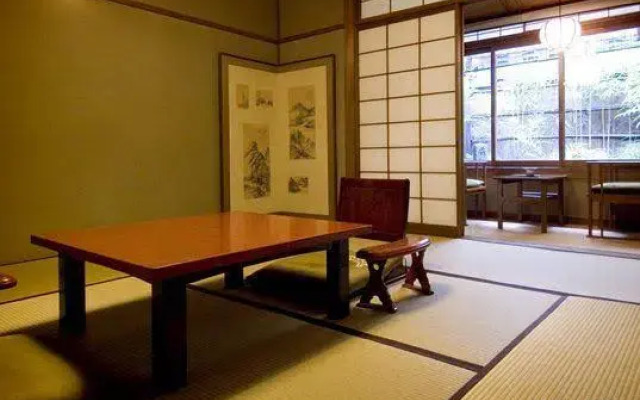 Hiiragiya Ryokan