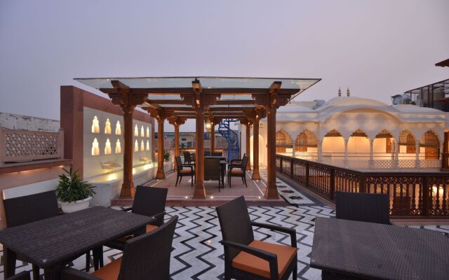 Haveli Dharampura & Golden Haveli- UNESCO awarded Boutique Heritage Hotel