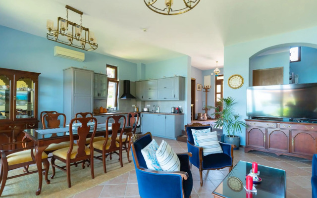 Luxury 3-bedroom villa in Sozopolis with sea view