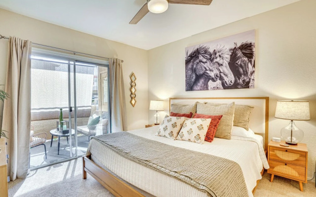 Family-friendly Condo w/ Pool Access in Phoenix!