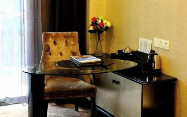 Leishan Defeng Kailong Hot Spring Hotel